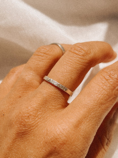FLORA Custom Birth Flower Ring