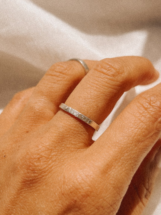 FLORA Custom Birth Flower Ring