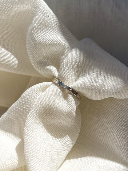 FLORA Custom Birth Flower Ring